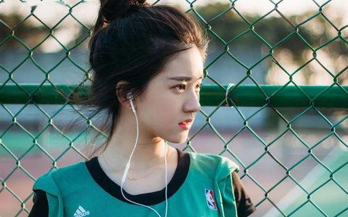 赵露思吻戏 明星大侦探第九季,甜蜜瞬间引粉丝热议